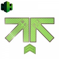 南通2號線屏蔽門大箭頭，站廳地面不