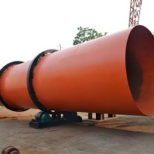 大型單筒不銹鋼回轉(zhuǎn)式木材烘干機(jī)工作