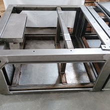 蘇州大型設備機架加工，非標基座底架